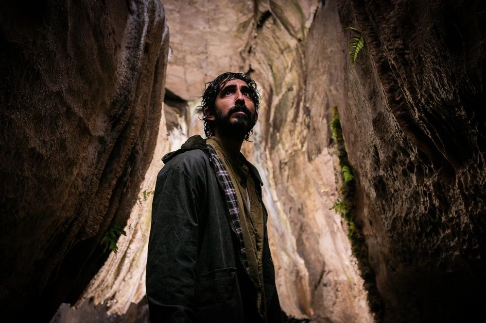 Rabbit Trap : Foto Dev Patel