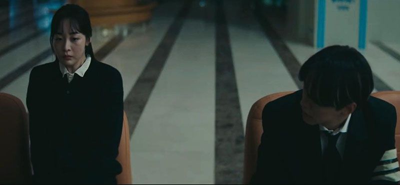 Familia Typhoon : Póster