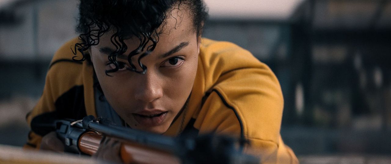 Embestida : Foto Whitney Peak