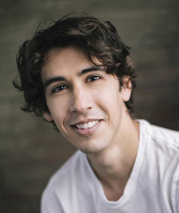Póster Riley Davis