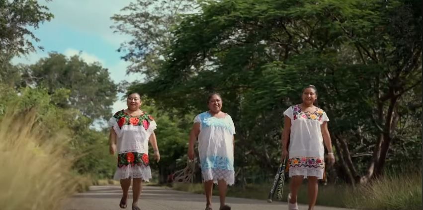 Las Amazonas de Yaxunah : Foto