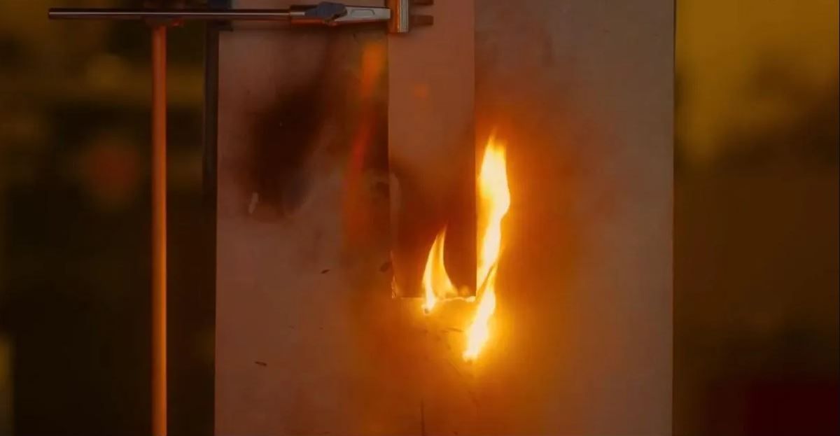 Torre Grenfell: El incendio al descubierto : Foto