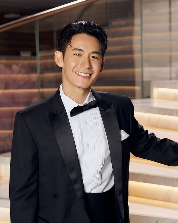 Póster Witsarut Himmarat