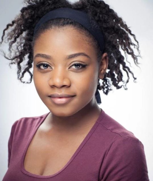 Póster Danielle Vitalis