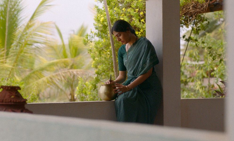 Don't Tell Mother : Foto