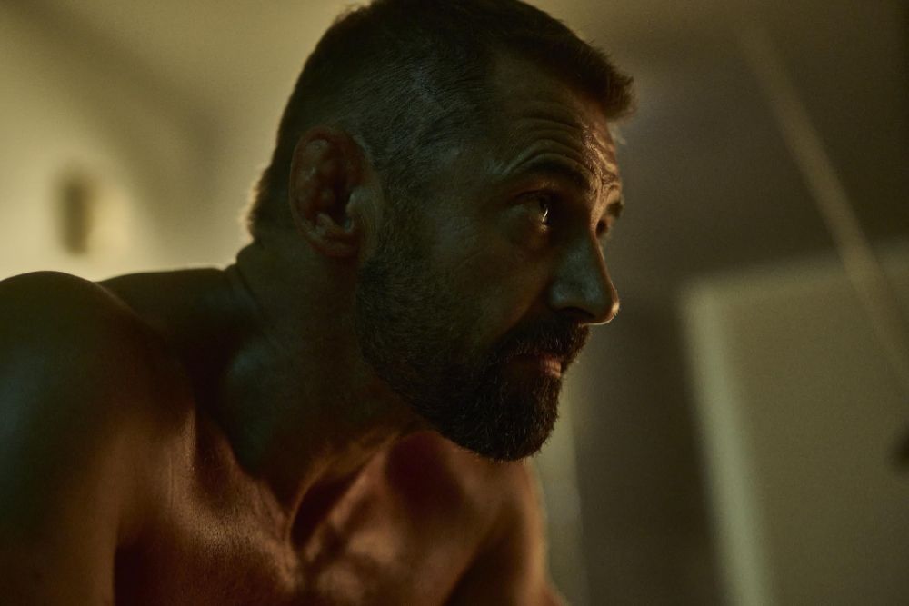 Beast : Foto Daniel MacPherson