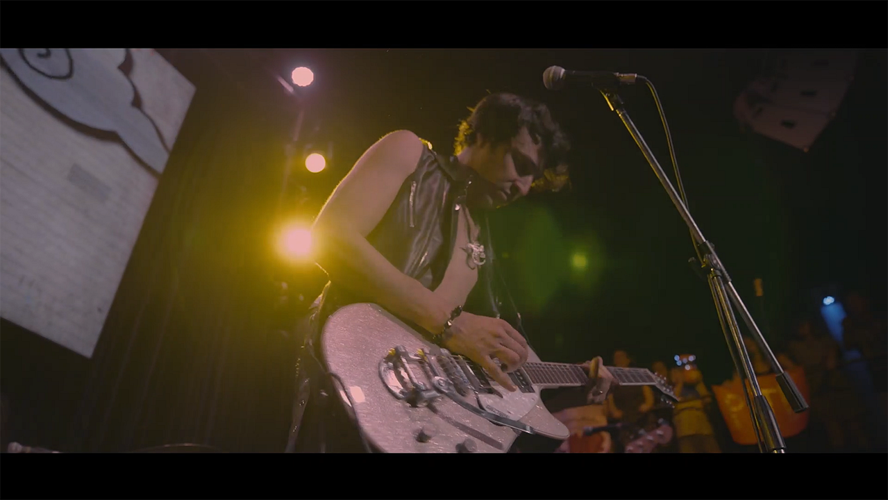 Los PEOPLE IN THE DRAGON : Foto