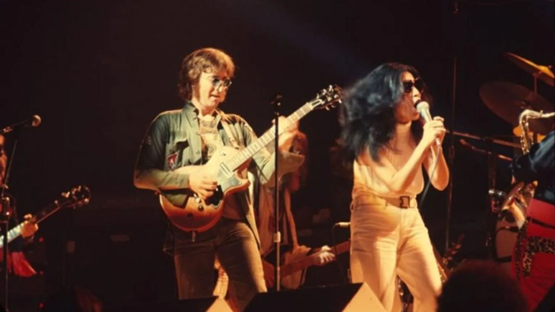 One To One: John & Yoko : Foto John Lennon