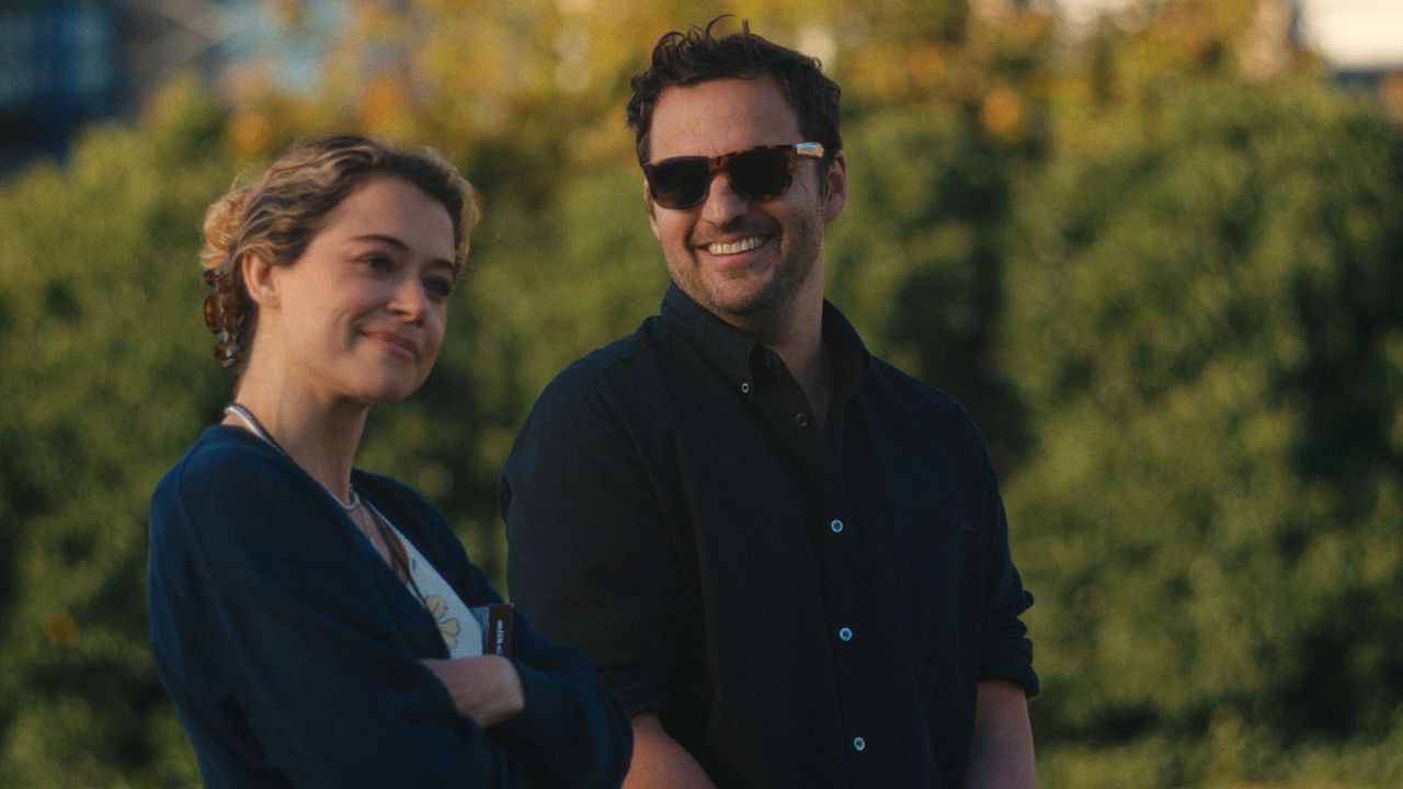 Foto Tatiana Maslany, Jake Johnson