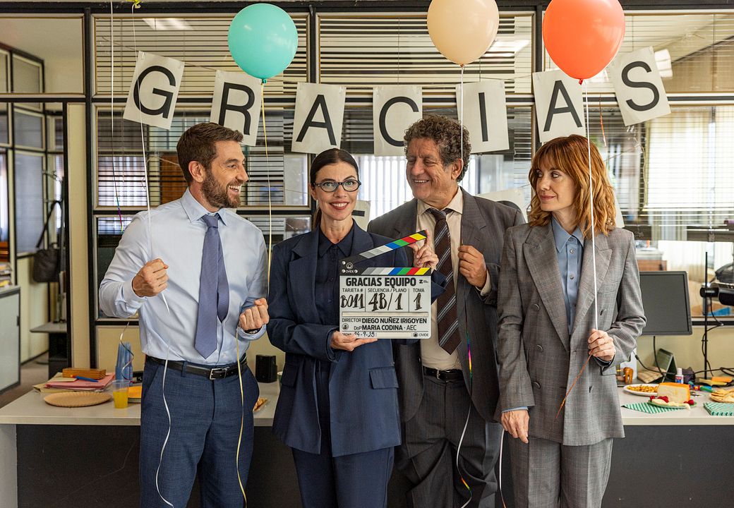 Gracias, equipo : Foto Maribel Verdú, Alexandra Jiménez, Pedro Casablanc