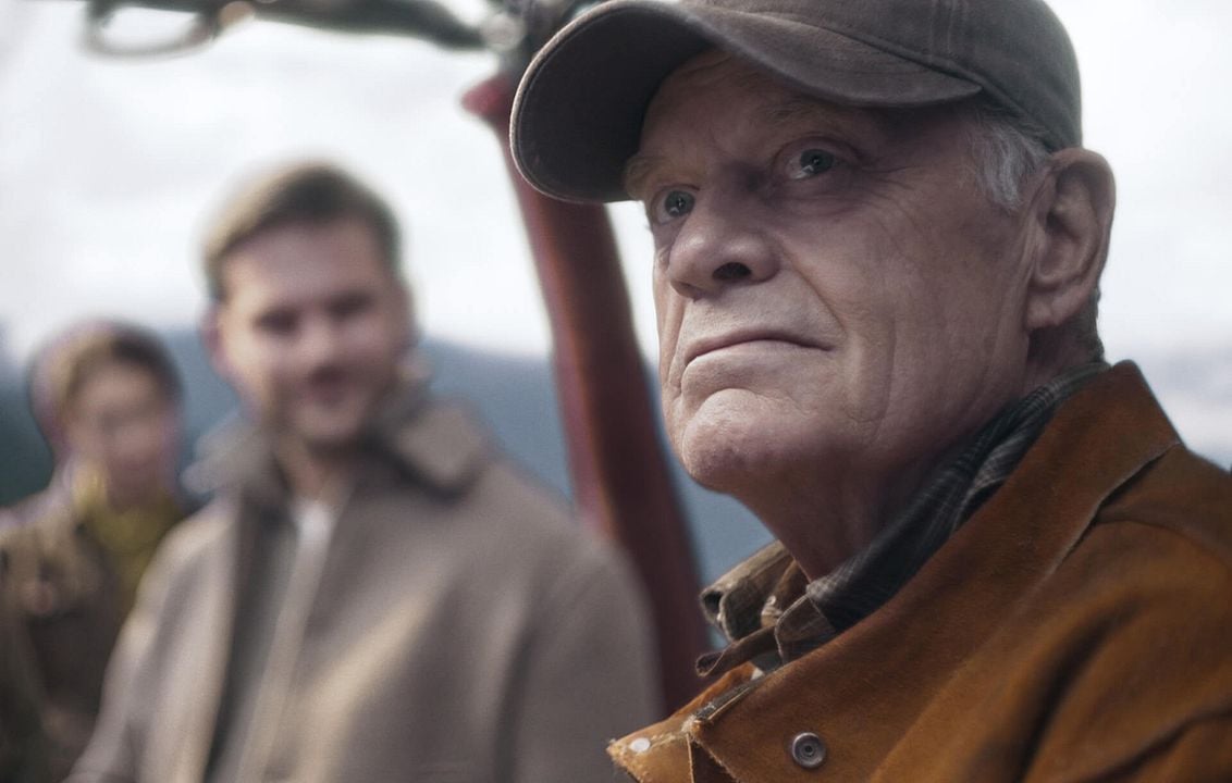 Turbulencia: Pánico en el aire : Foto Kelsey Grammer