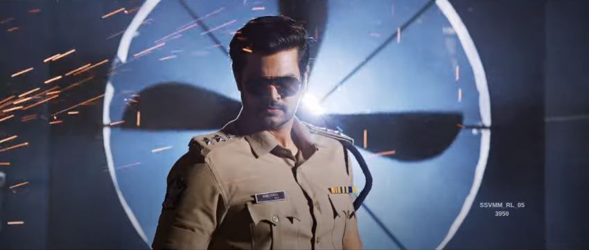 Sattam En Kaiyil : Foto