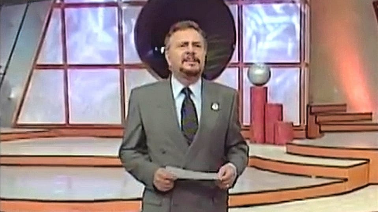 Quién lo mató?': Así fue el último programa de Paco Stanley antes de su  muerte - Noticias de series - SensaCine.com.mx