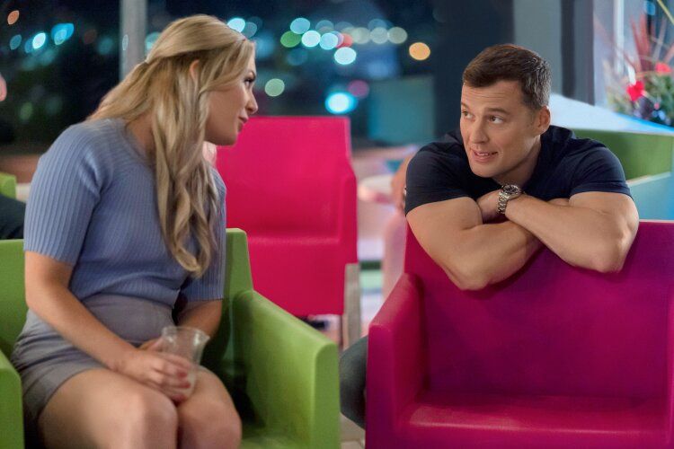 Fly Away With Me : Foto