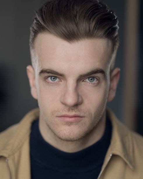 Póster Jonno Davies