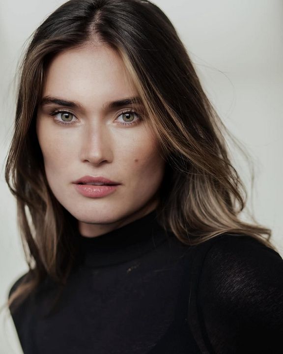 Póster Gillian Bolt