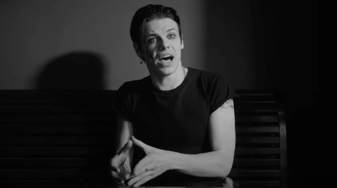 YUNGBLUD. Are You Ready, Boy? : Foto