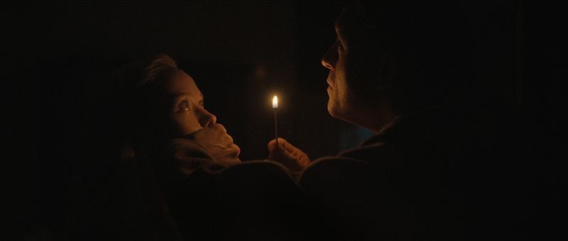 Foto Charlie Hunnam, Suzanna Son