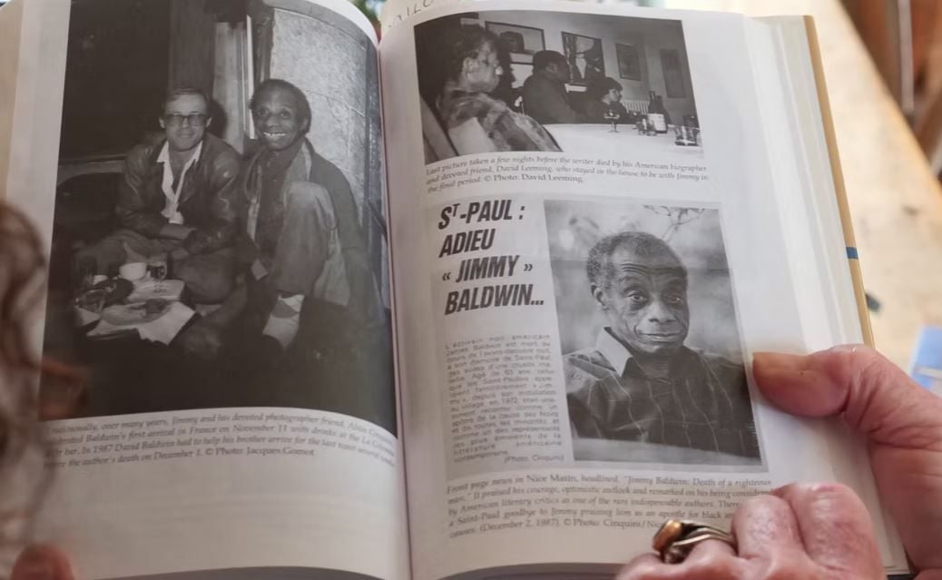 Movement Song : Foto