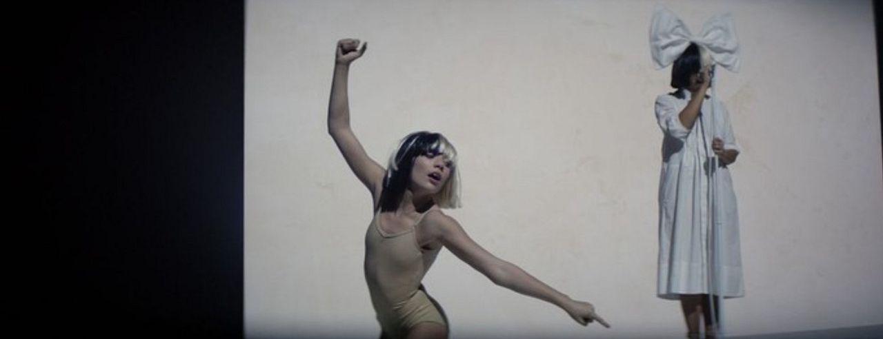 Sia: Nostalgic For The Present : Foto Sia