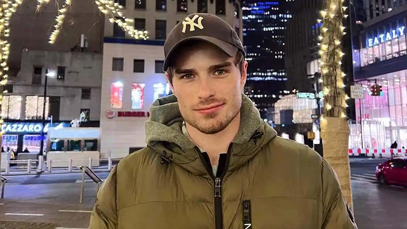 Póster Michael Bradway