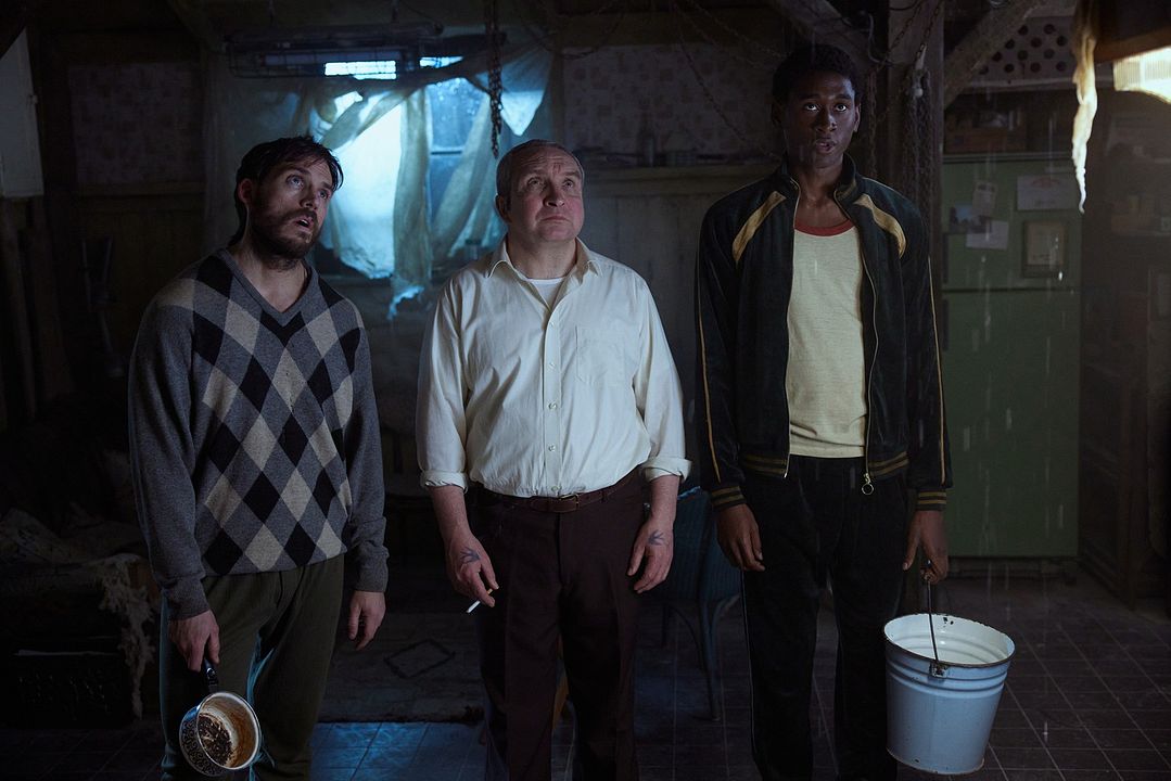 All the Devils Are Here : Foto