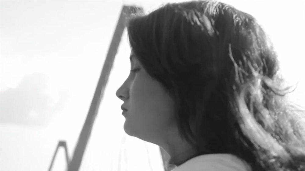 Al borde del puente : Foto