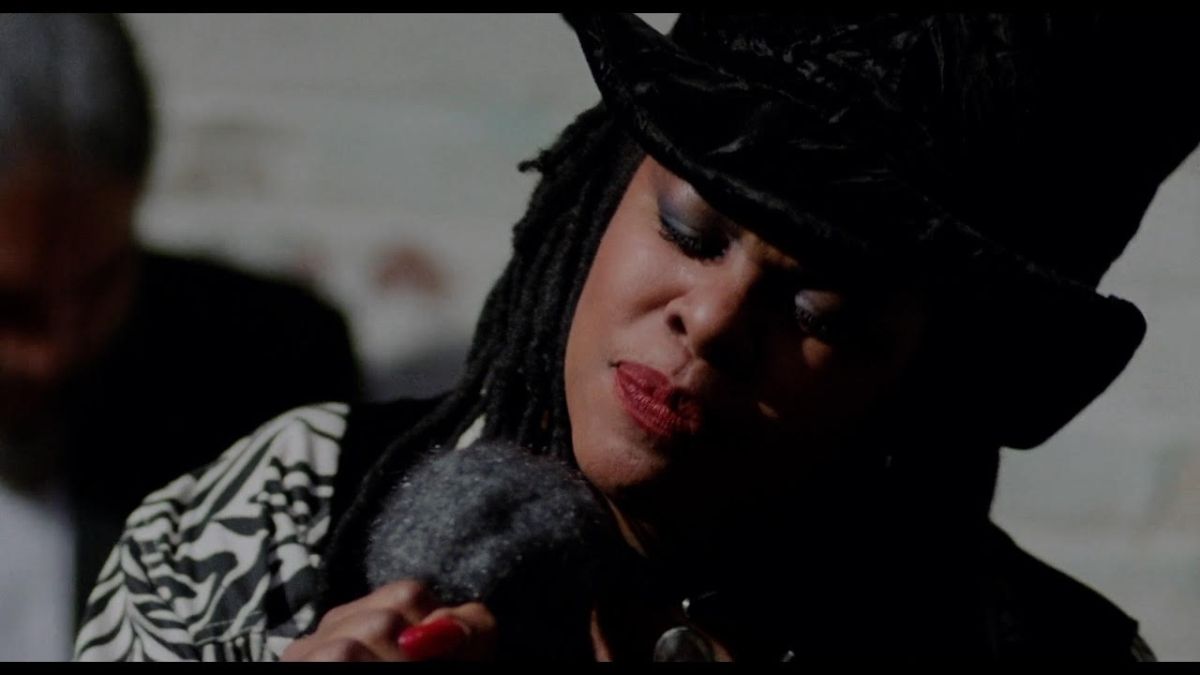 Goodbye Horses: Las Muchas Vidas De Q Lazzarus : Foto