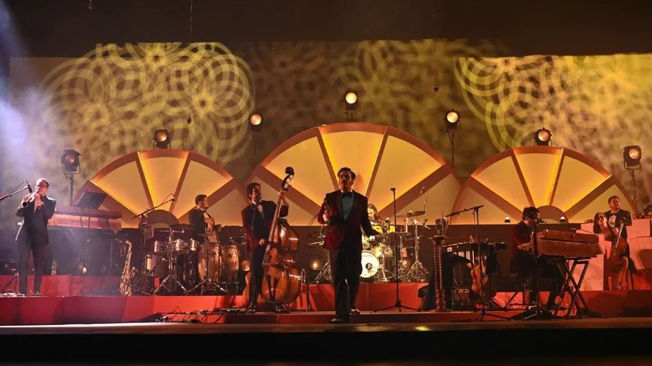 Enjambre - Noches de Salón : Foto Enjambre 