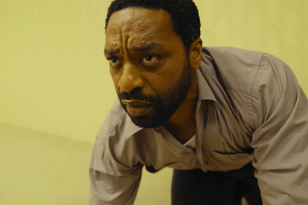 Backrooms: Sin Salida : Foto Chiwetel Ejiofor