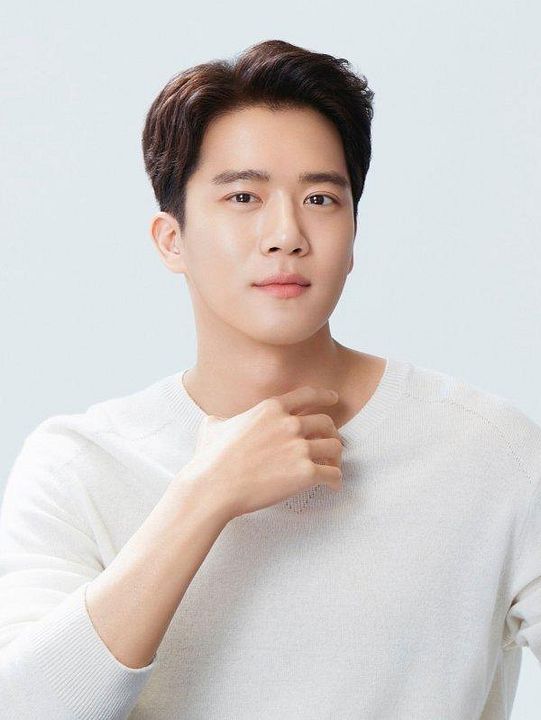 Póster Ha Seok-jin