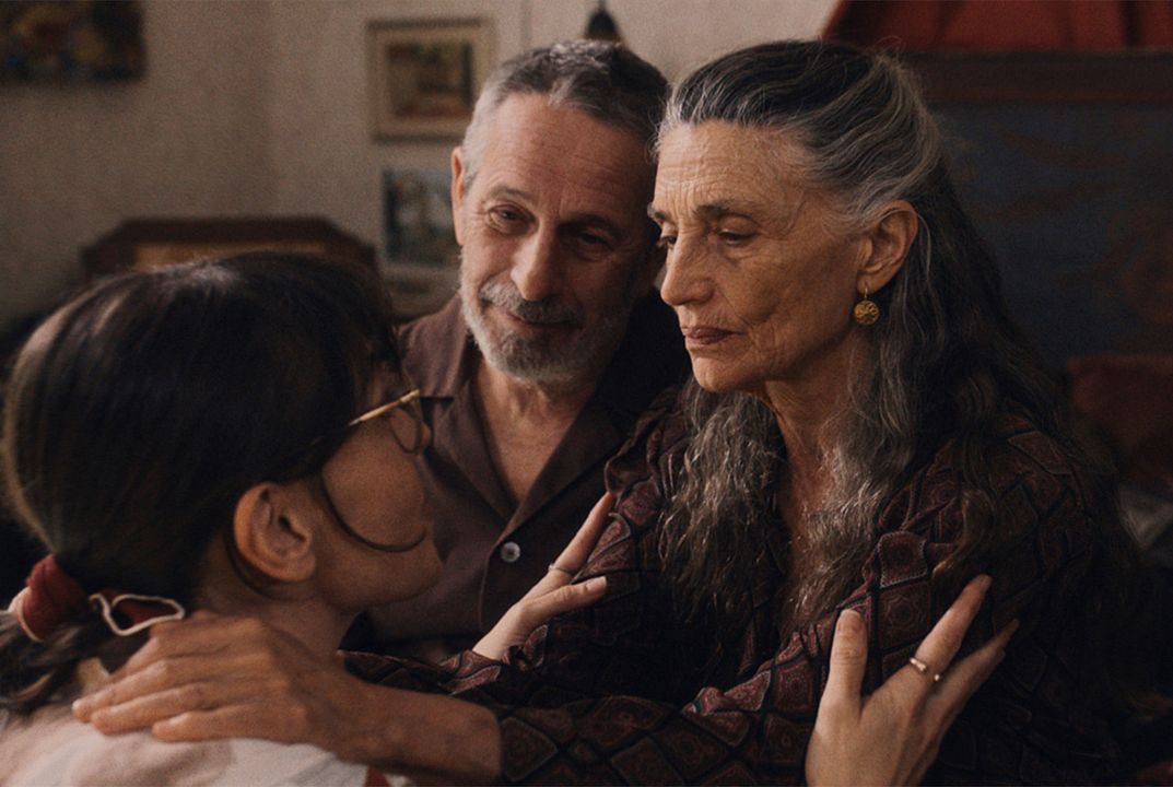 Polvo serán : Foto Alfredo Castro, Ángela Molina