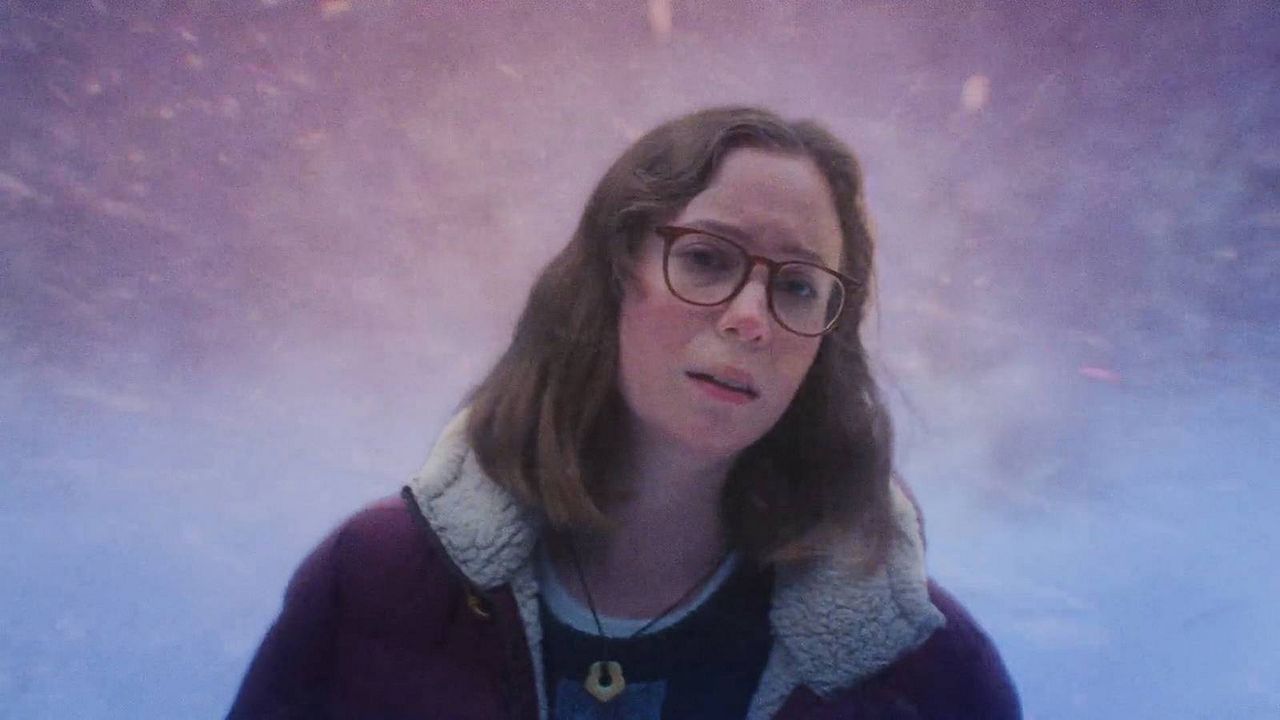 Adolescencia, sexo y muerte en Campamento Miasma : Foto Hannah Einbinder