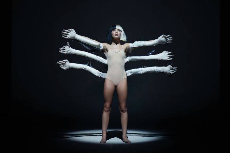 Sia: Nostalgic For The Present : Foto Sia