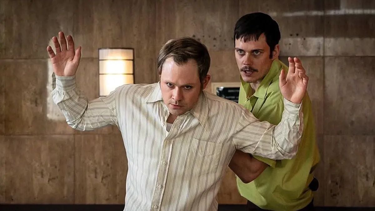 Dead Man's Wire : Foto Dacre Montgomery, Bill Skarsgård