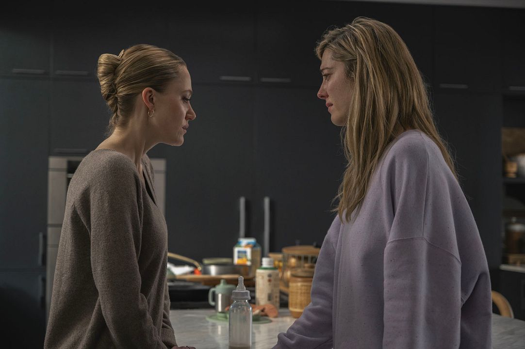 La mano que mece la cuna : Foto Mary Elizabeth Winstead, Maika Monroe