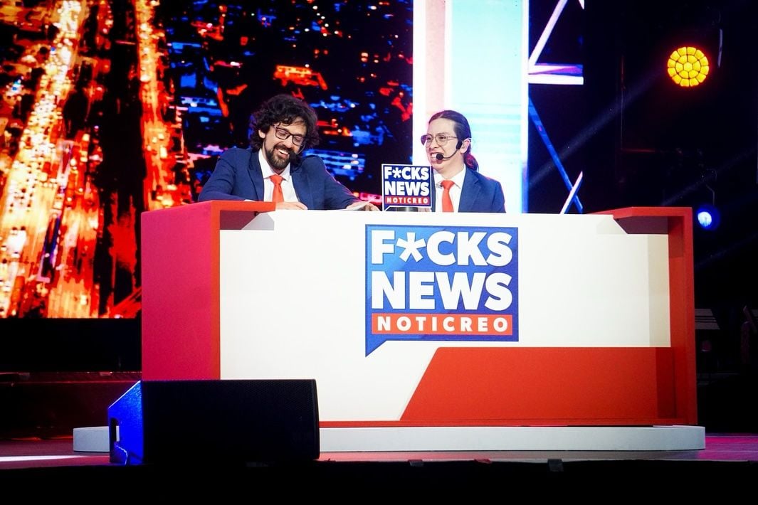 F*cks News Demandados En Pantalla Grande : Foto