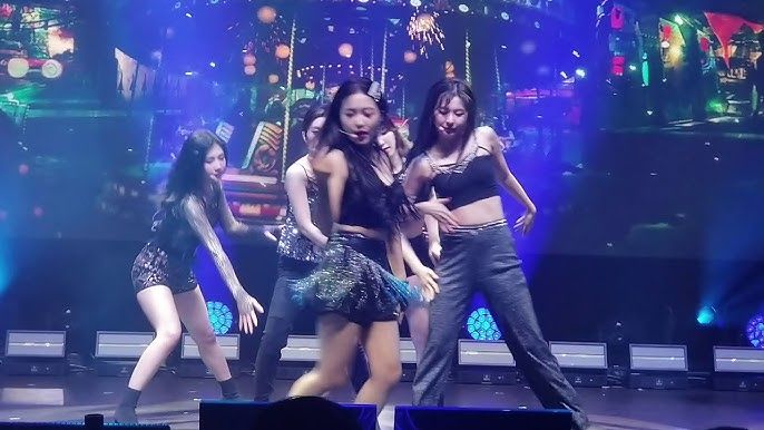 Red Velvet Happiness Diary: My Dear, ReVe1uv In Cinemas : Foto