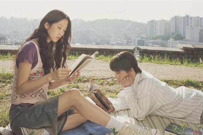 Once We Were Us : Foto Ga-young Moon, Kyo-hwan Koo