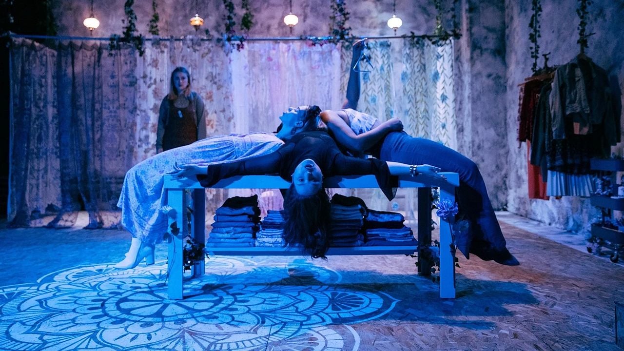 Forbidden Fruits : Foto