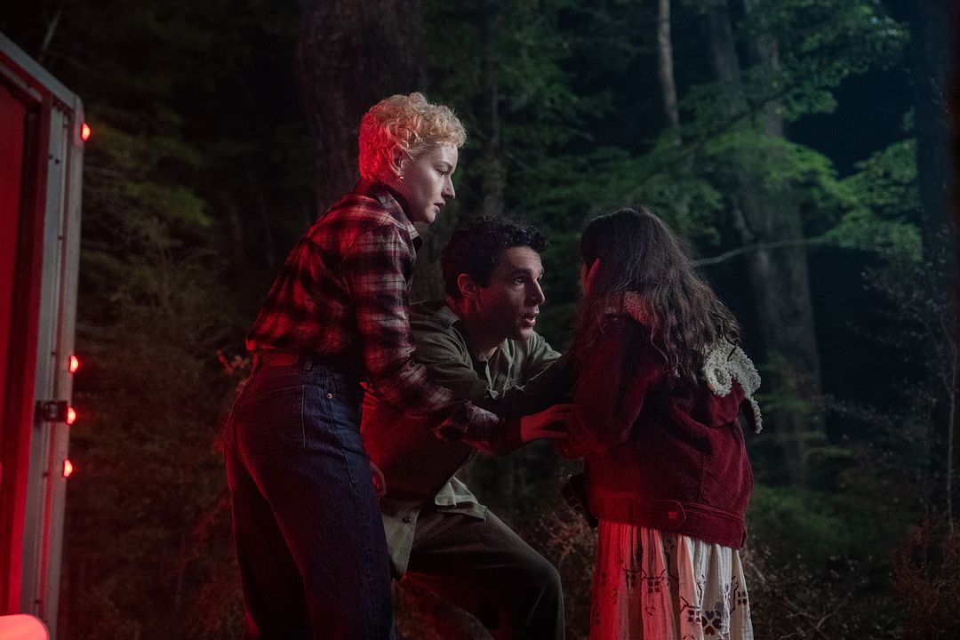 Hombre lobo : Foto Matilda Firth, Julia Garner, Christopher Abbott