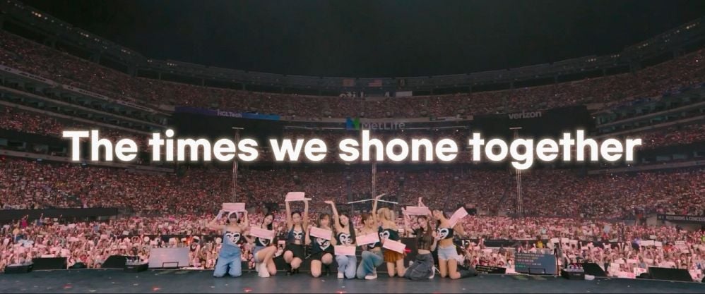 TWICE: ONE IN A MILLION : Foto JEONGYEON , DAHYUN , NAYEON , MOMO , SANA , JIHYO , MINA , CHAEYOUNG , TZUYU 