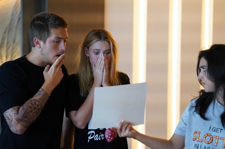 Una Boda y Otros Desastres : Foto Dylan Sprouse, Virginia Gardner