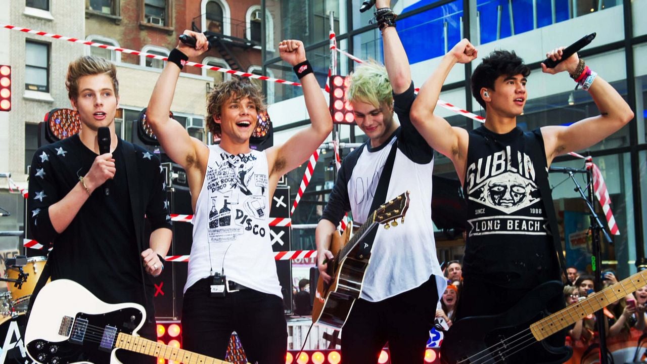 5 Seconds of Summer: So Perfect : Foto Luke Hemmings, Calum Hood, Ashton Irwin