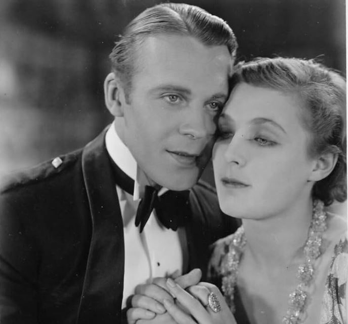 Are You There? : Foto