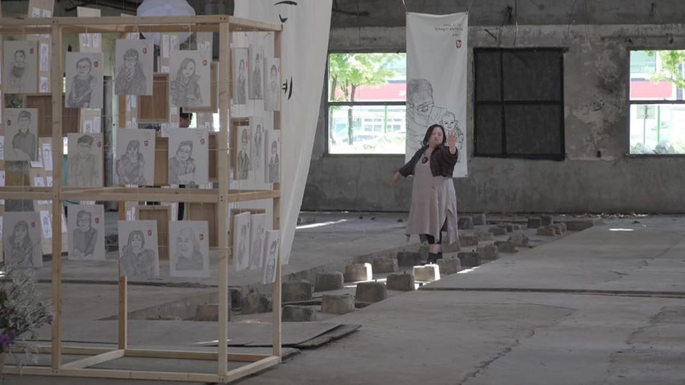 Please Make Me Look Pretty : Foto