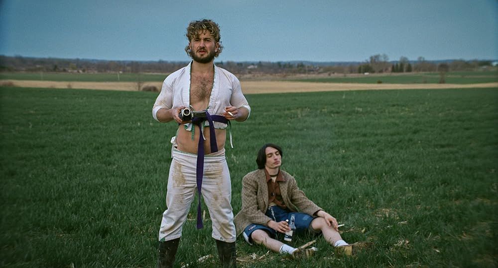 Crash Land : Foto Gabriel LaBelle, Finn Wolfhard