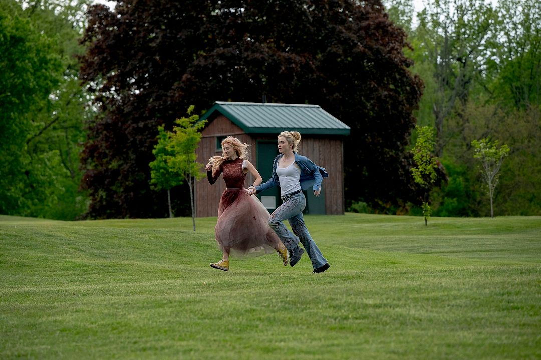 Boda Sangrienta 2 : Foto Kathryn Newton, Samara Weaving