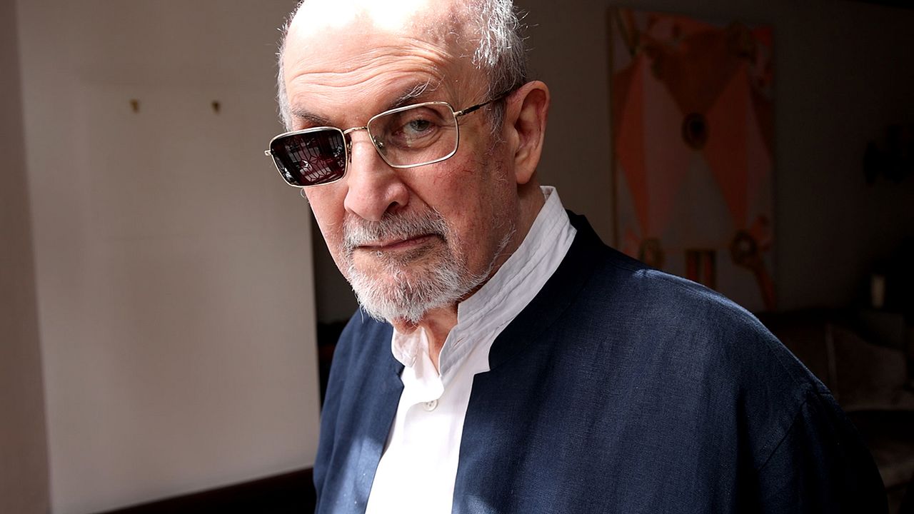 Knife: The Attempted Murder of Salman Rushdie : Foto