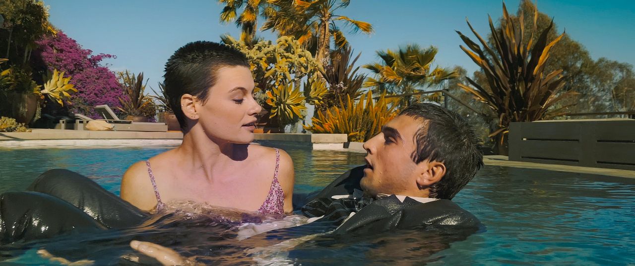 June y John : Foto Matilda Price, Luke Stanton Eddy